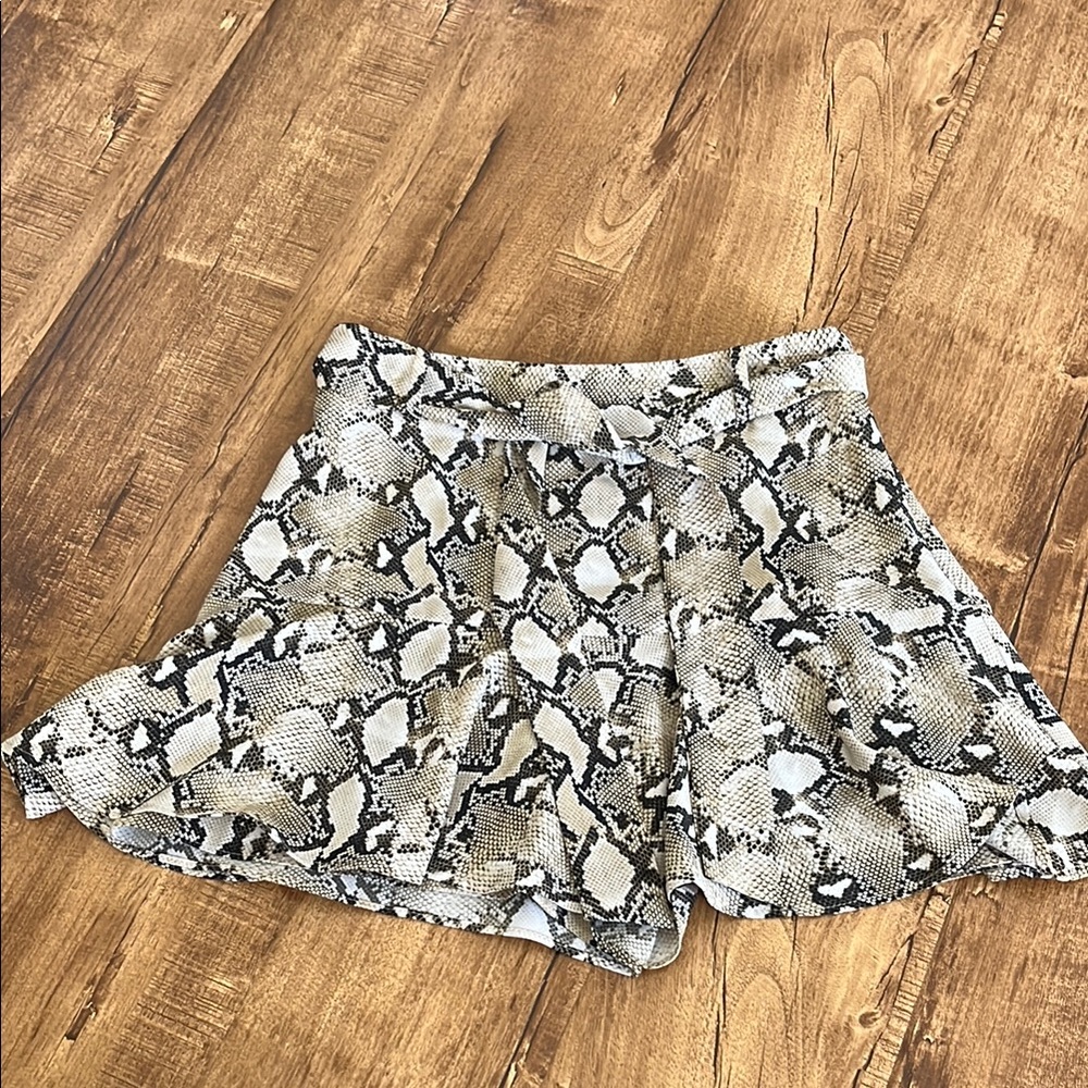 Zara Snake Print Skort